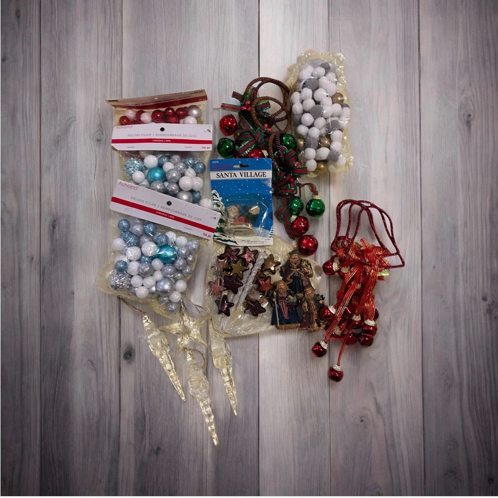 Christmas Lot 39 items Variety New & Vintage ornaments